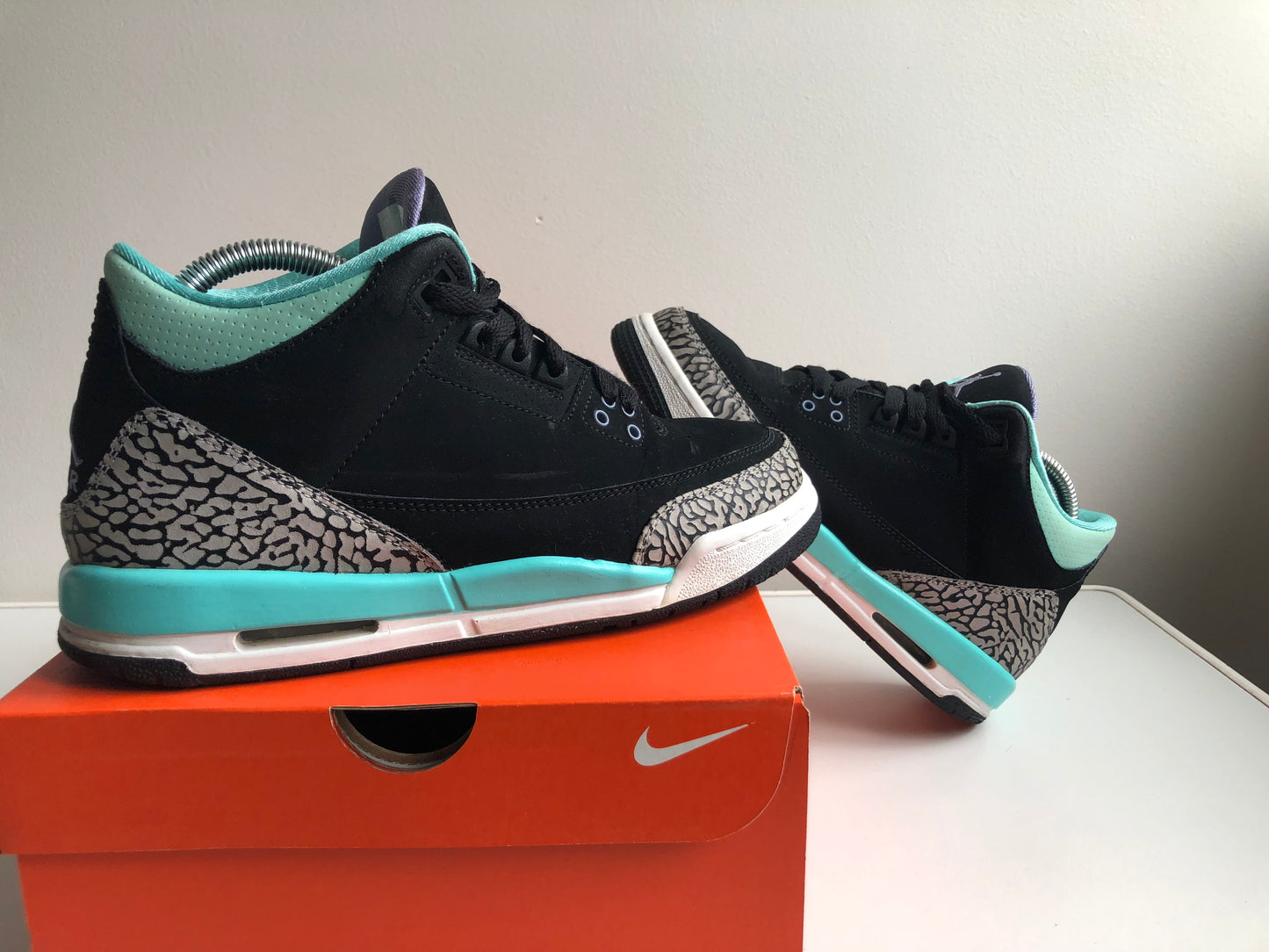 Air Jordan 3 Retro Bleached-Turquoise Mint - Maat 40