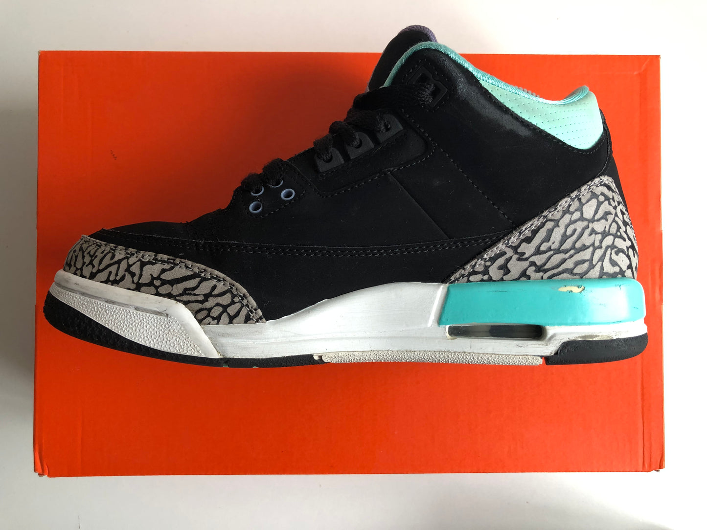 Air Jordan 3 Retro Bleached-Turquoise Mint - Maat 40