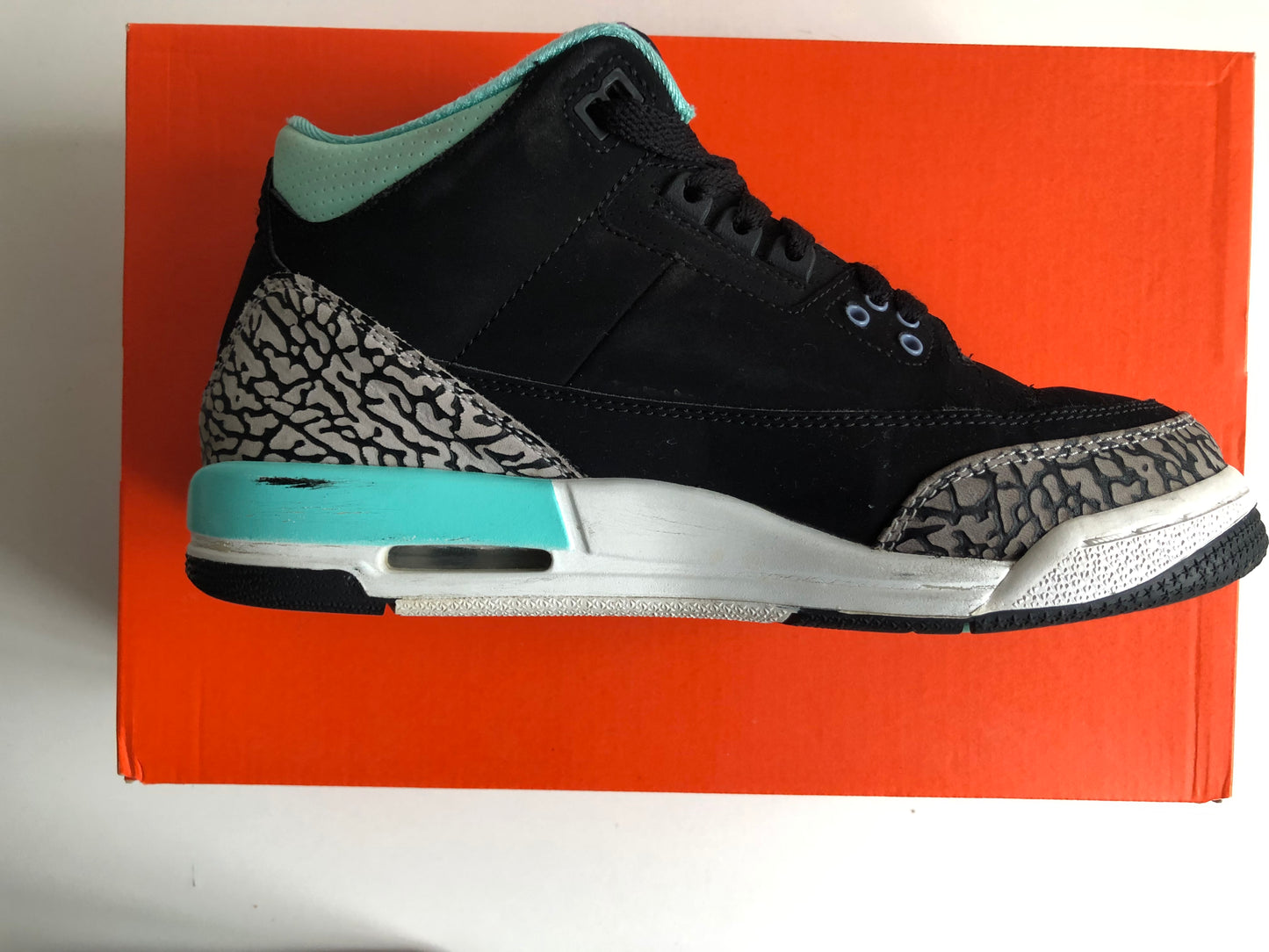 Air Jordan 3 Retro Bleached-Turquoise Mint - Maat 40