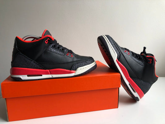Air Jordan 3 Retro Crimson (GS) -Maat 39