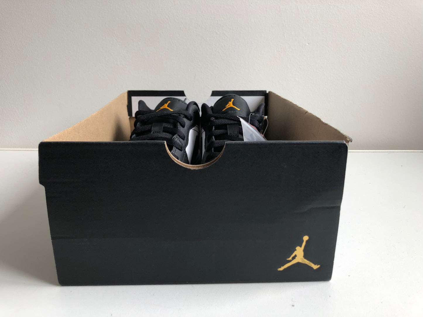 Nike air Jordan 1 Low (GS)       Maat 38,5