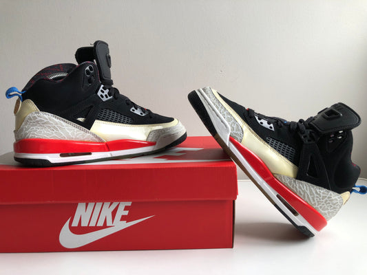 Nike air Jordan Spizike Mike Mars Edition         Maat 40